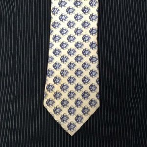 Silk tie